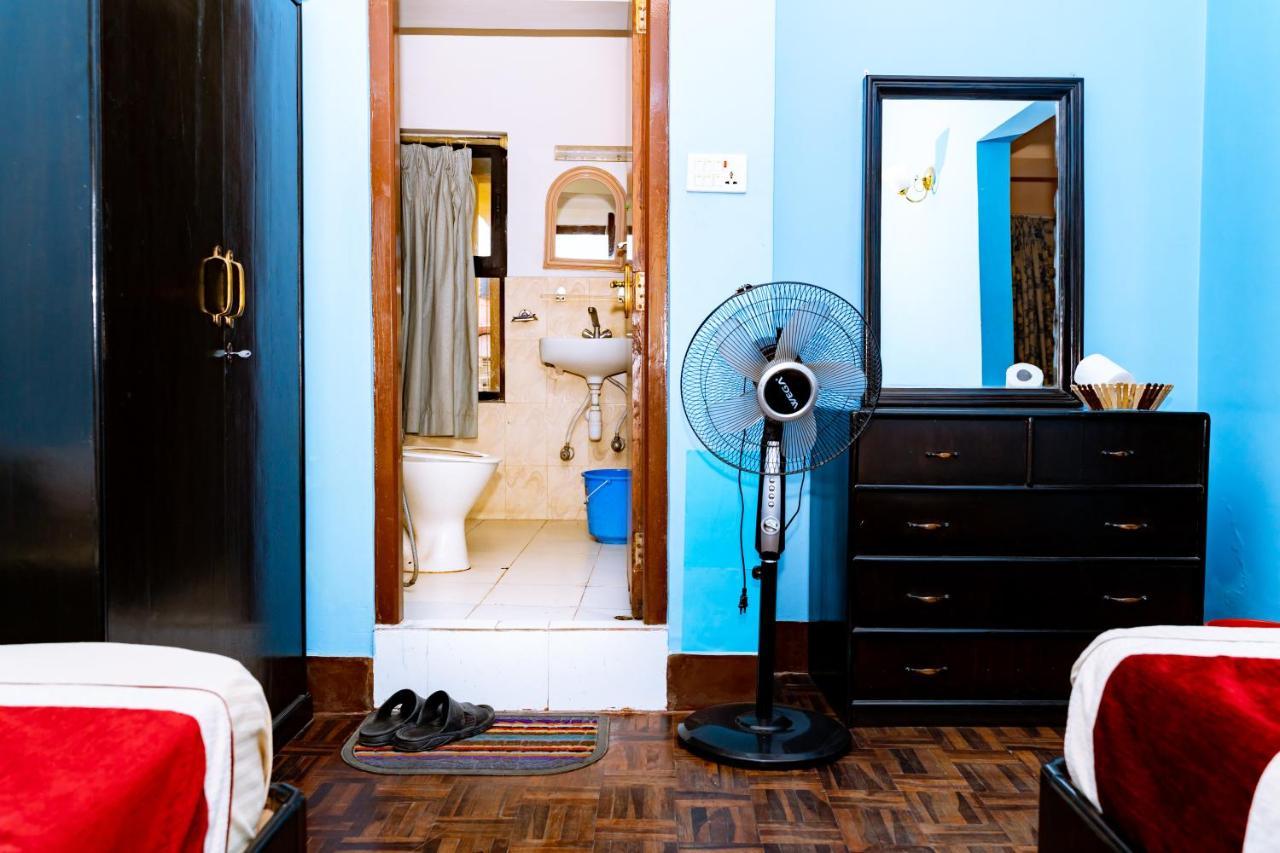 Kbb Hotel And Apartments Hosted By Hostmandu Lalitpur Екстериор снимка