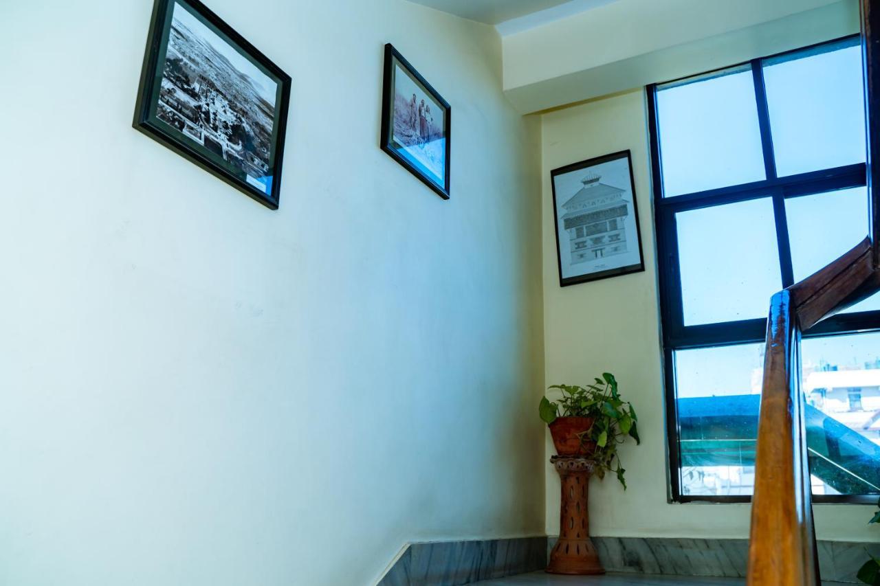 Kbb Hotel And Apartments Hosted By Hostmandu Lalitpur Екстериор снимка