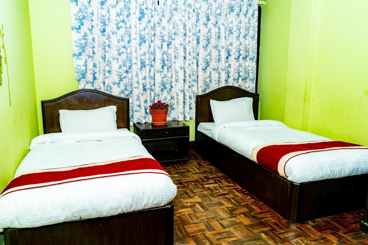 Kbb Hotel And Apartments Hosted By Hostmandu Lalitpur Екстериор снимка