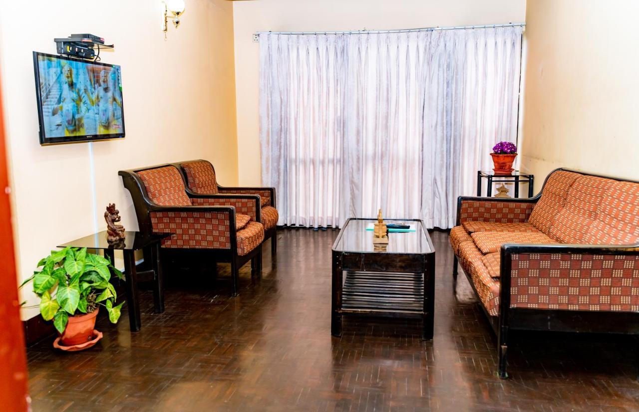 Kbb Hotel And Apartments Hosted By Hostmandu Lalitpur Екстериор снимка