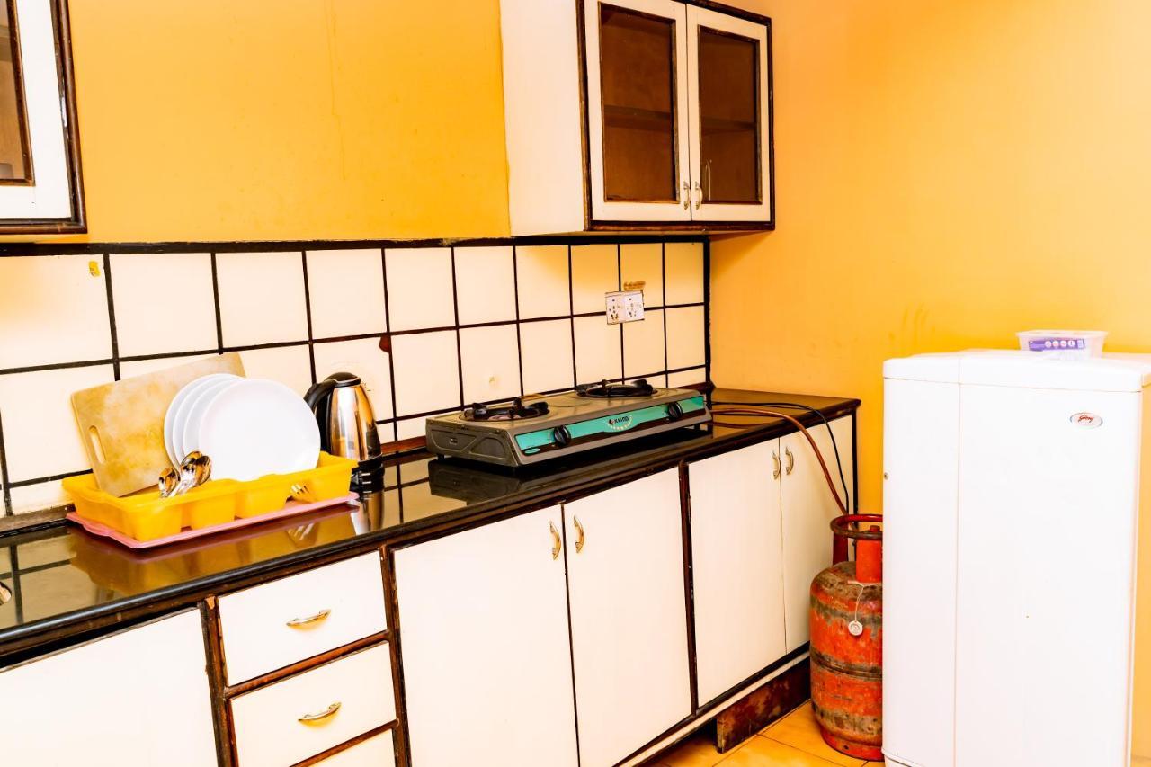 Kbb Hotel And Apartments Hosted By Hostmandu Lalitpur Екстериор снимка